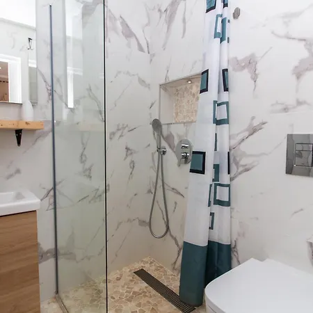 Апартаменты Gyula Old Town *